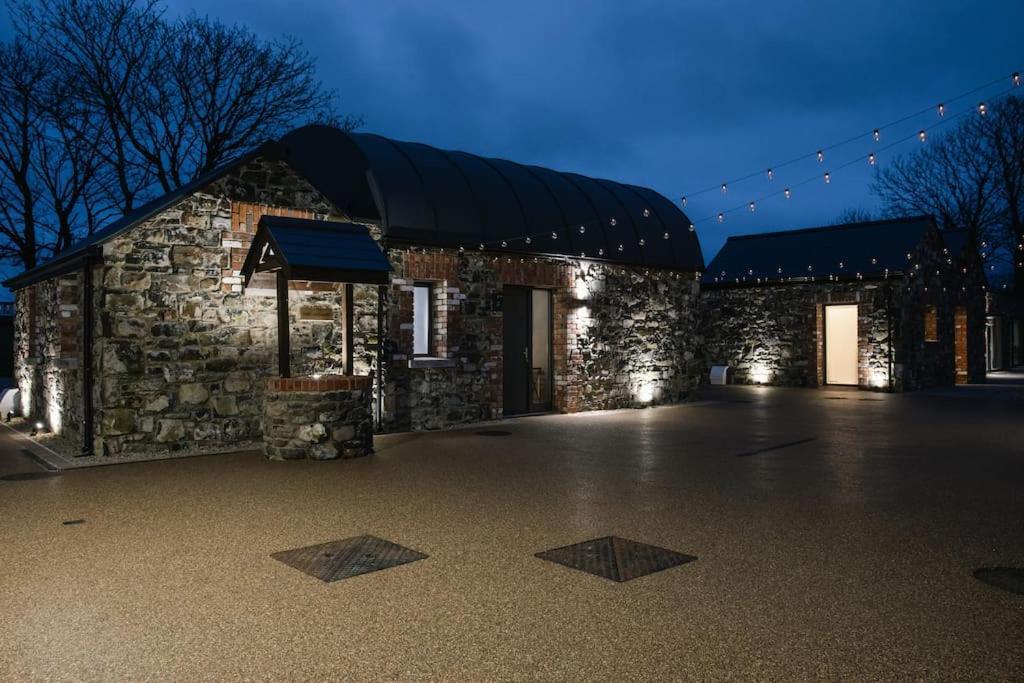 The Barn At Corrstown Village Portrush Eksteriør billede